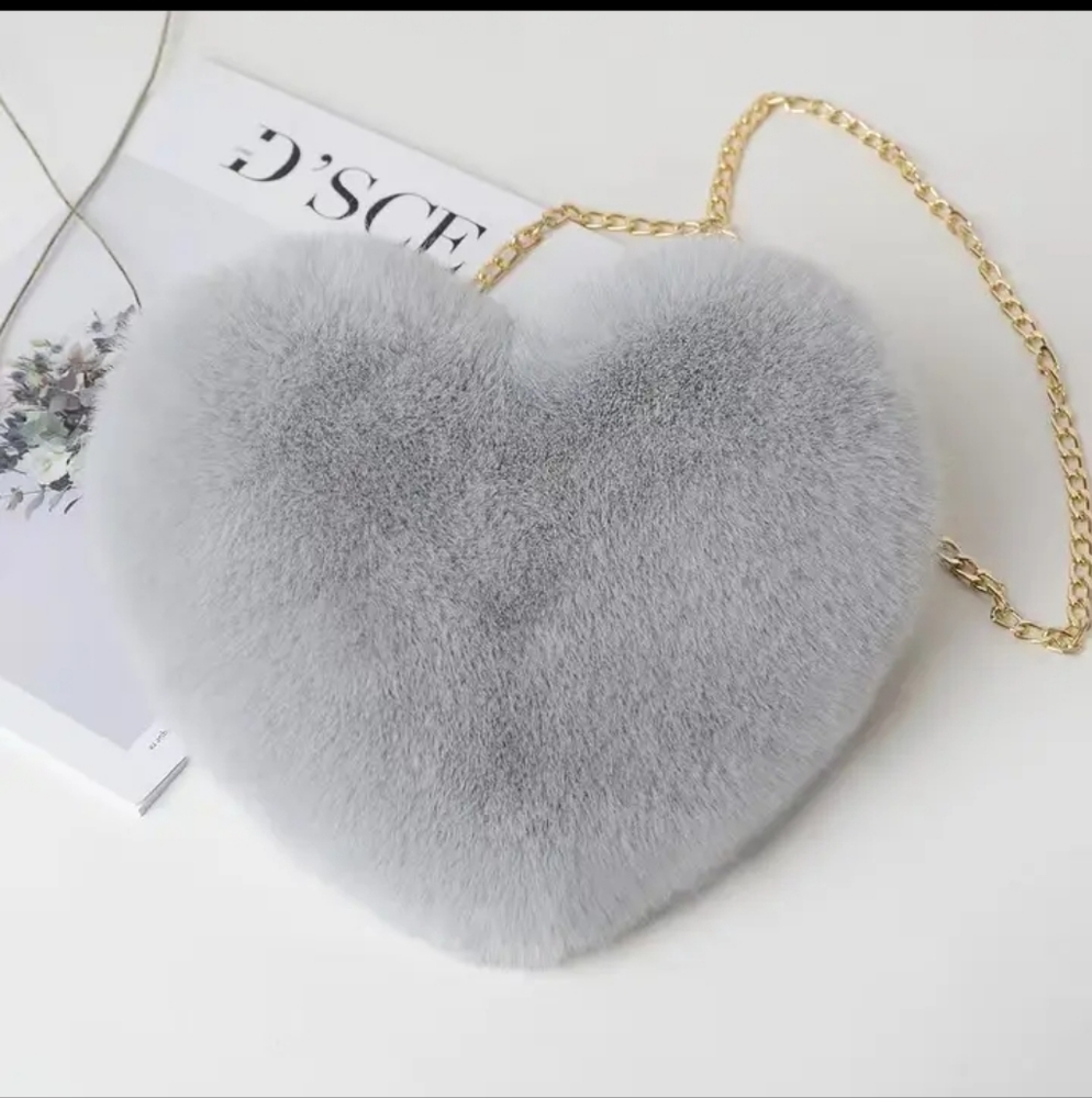 Gray Heart Shaped Fluffy Shoulder Bag, Fashion Chain Crossbody Bag.